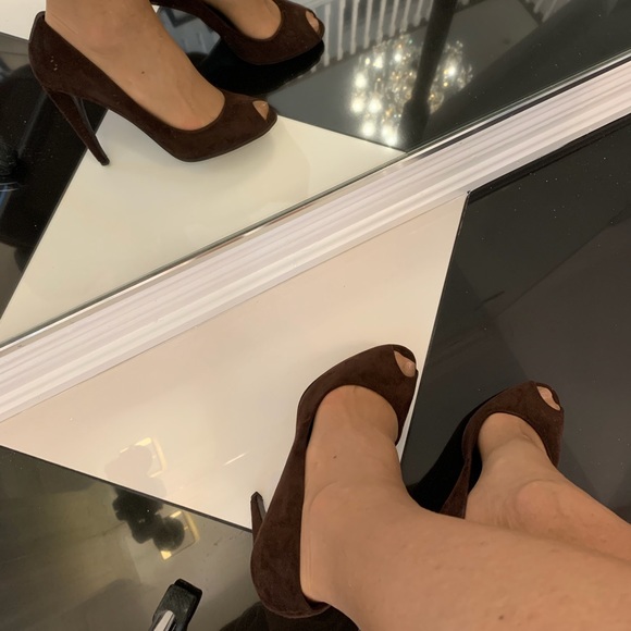 Brown suede Miu Miu Heels - Picture 7 of 8